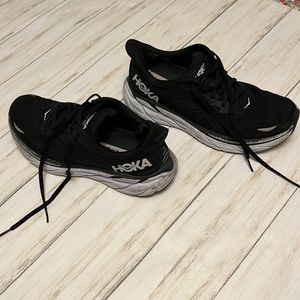 Hoka One One Clifton Black Women Size 8.5 
Running Shoes